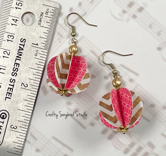 Paper Lantern Earrings - Pink Zigzag