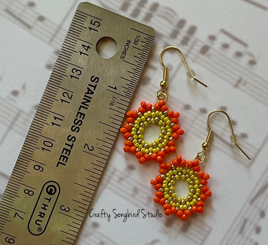 Pretty Posy Earrings - Poppy